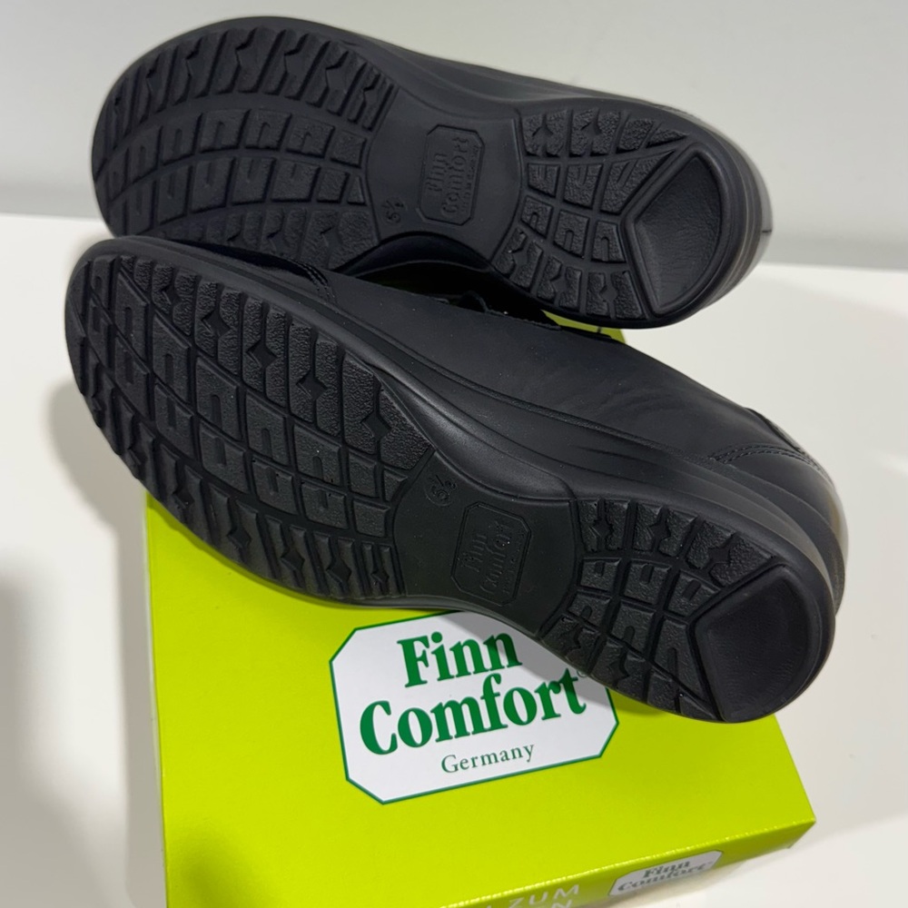 Finn Comfort Women's Black Loafers - Picture 5 of 5